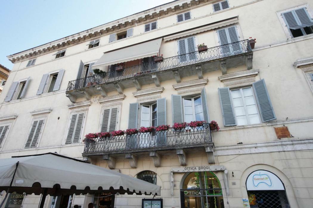 Bed and Breakfast Residenza D'Epoca Montanini Siena Exterior foto